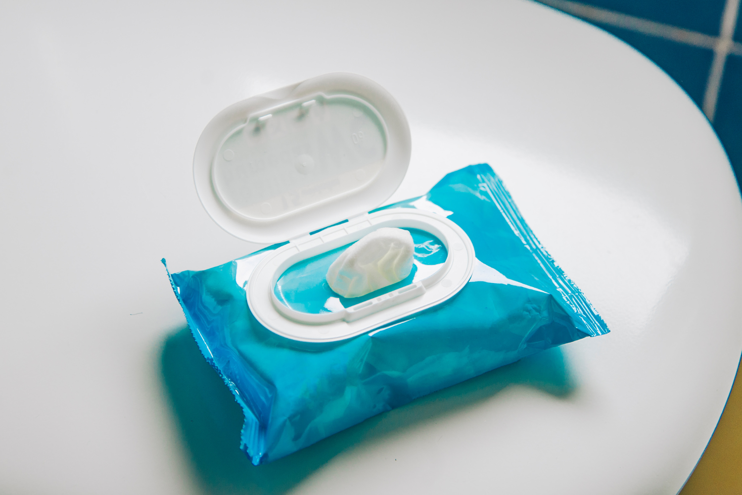 Cleaning wipes